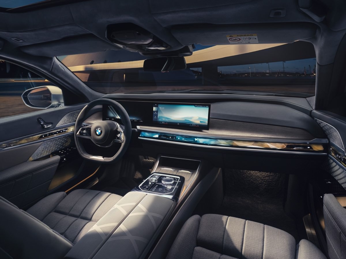 2023 Bmw 7 Series Rear Seat Entertainment You Can Now Order 2023 Bmw 7 Series The First Edition