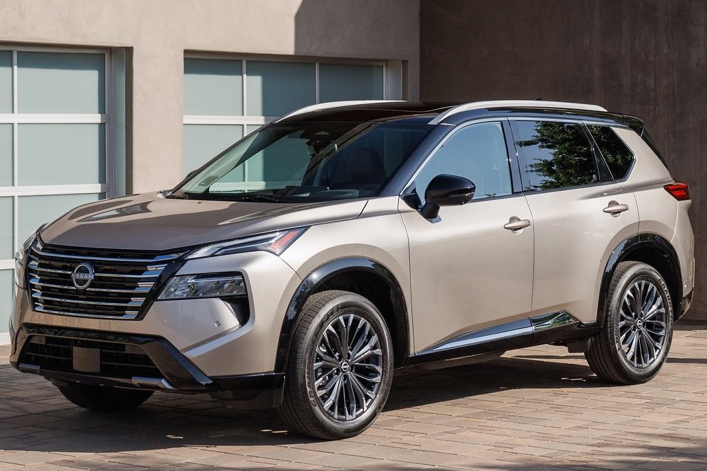 Nissan Recalls Rogues for Seatbelt Concerns, Wider Recall for Airbag Issue