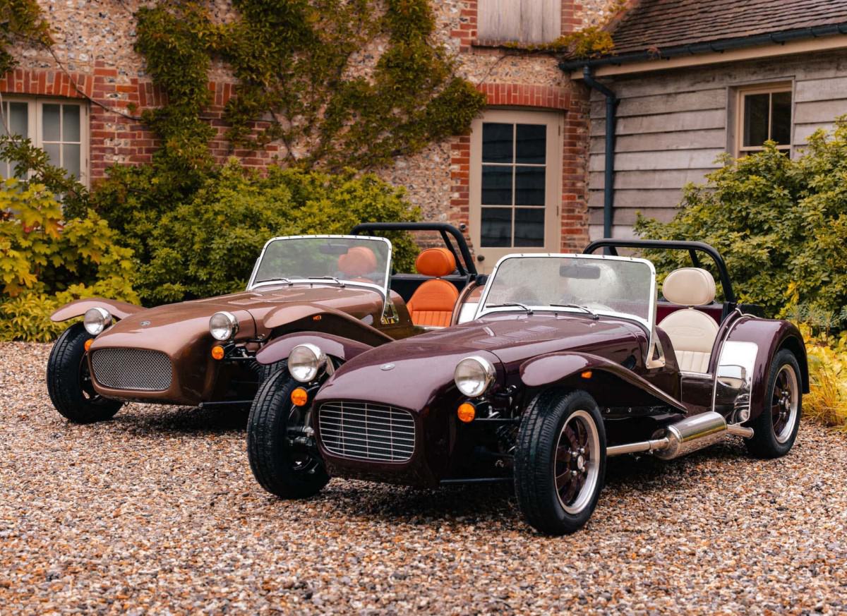 Caterham Seven 600 and 2000