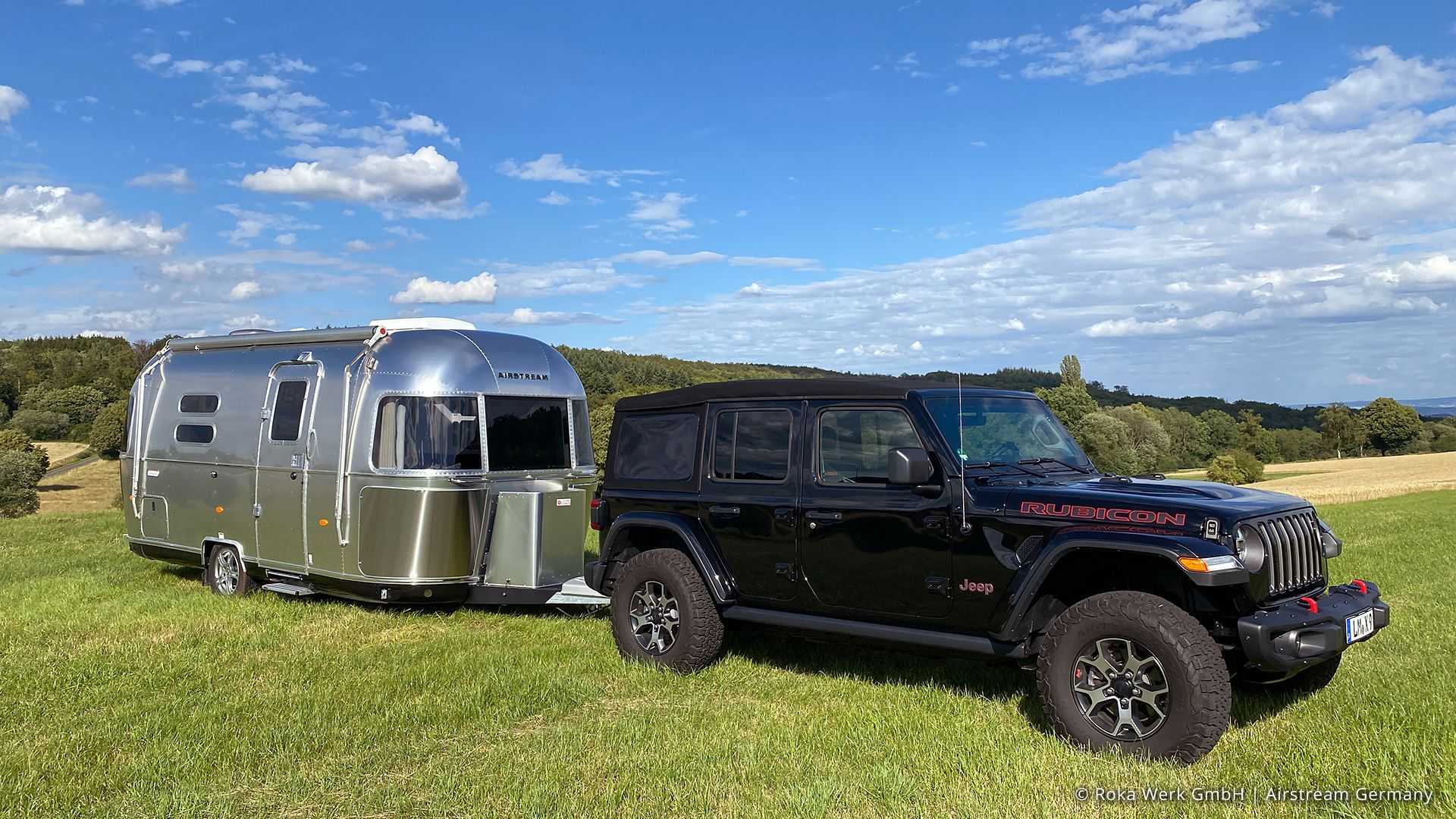 Have The Convenience On Camping, Like Your Sweet Home With Airstream Travel  Trailer