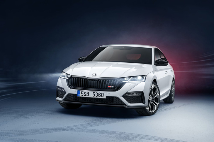 2021 Skoda Octavia RS Unveiled With New Face and Specs
