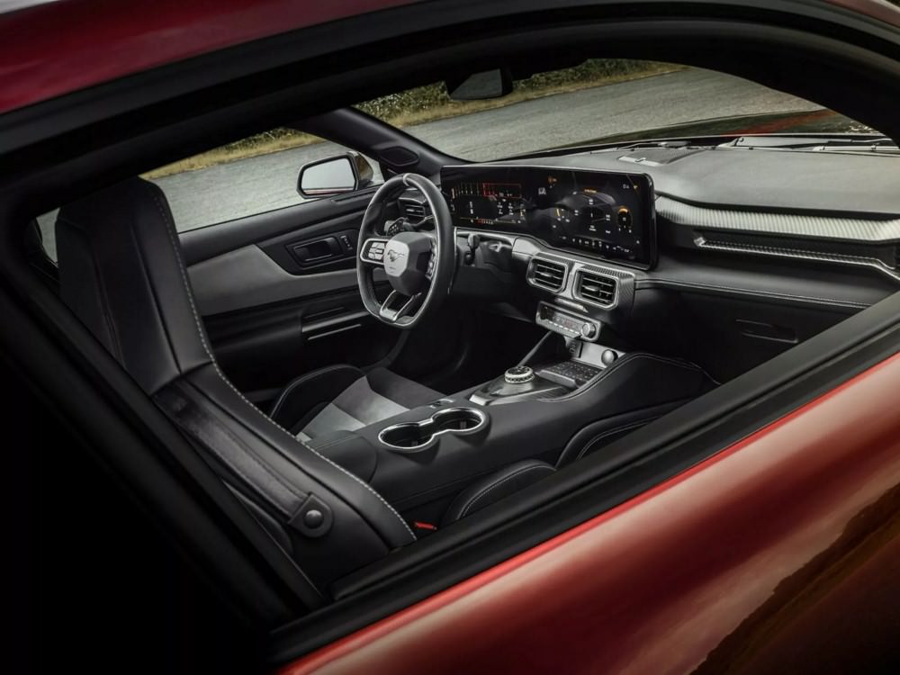 Ford Mustang GTD interior