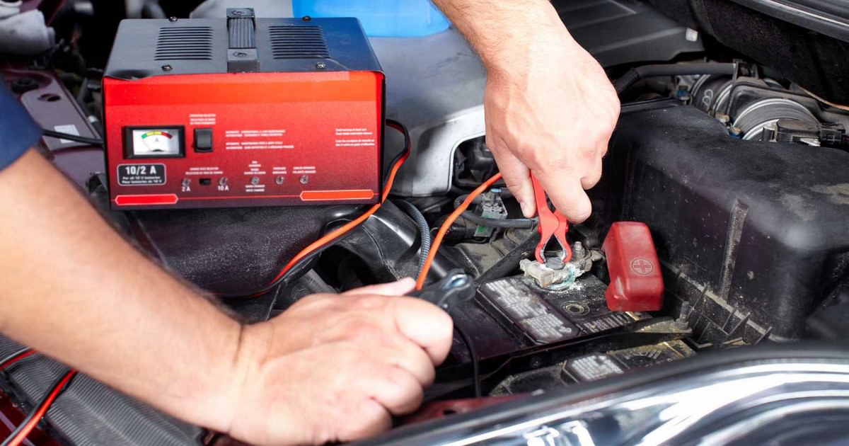 how-to-keep-car-battery-charged-when-not-in-use